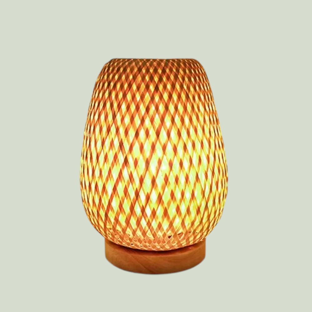Woven bamboo lamp with open shade