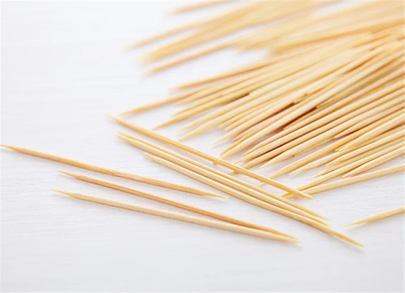 200PCS/Box Bamboo Toothpick Disposable Natural Toothpicks Family Restaurant Accessories Fruit Single Sharp Tooth Sticks