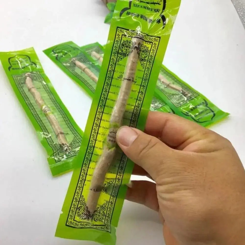Eco Friendly No Toothpaste Needed Miswak Toothbrush Soft Bristles Traditional Miswak Sticks for Teeth Chewing Sticks Oral Care
