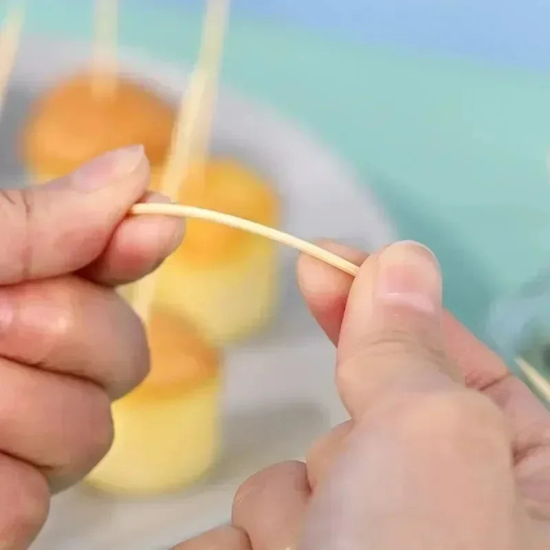 500PCS Disposable Bamboo Toothpicks Double Headed Picks Fruit Dessert Picks Home Kitchen Restaurant Portable Teeth Cleaning Tool